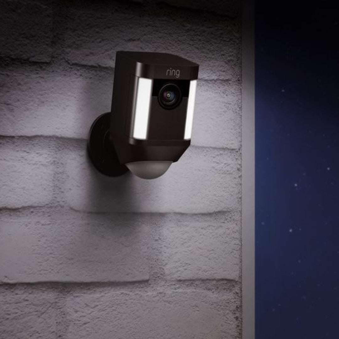 Ring Wireless Smart Spotlight Camera - Black - 8SB1S7-BEU0 ...