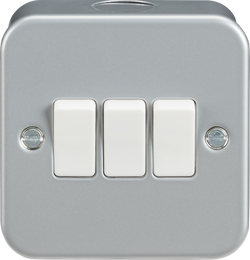Knightsbridge Metal Clad 10AX 3G 2 Way Switch - M4000