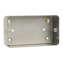 Click Scolmore Essentials Metal Clad 40MM Double Back Box Without Knockout - CL086