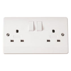 Click Scolmore Mode 13A 2 Gang Non Standard Plug Socket White - CMA936