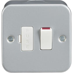 Knightsbridge Metal Clad 13A Switched Spur Unit - M6300