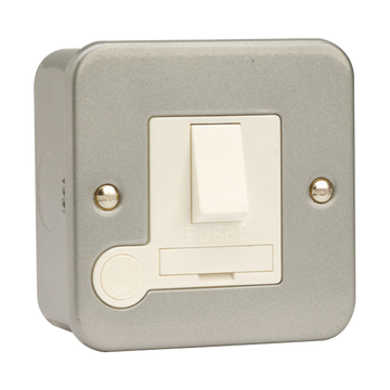 Click Scolmore Essentials Metal Clad 13A Fused Spur Switched Connection Unit (No K/O) - CL051B