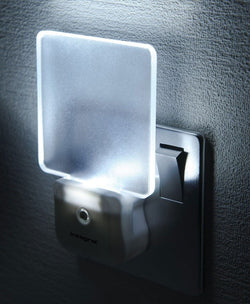 Integral Auto Sensor Plug in Night Light - 78-90-78